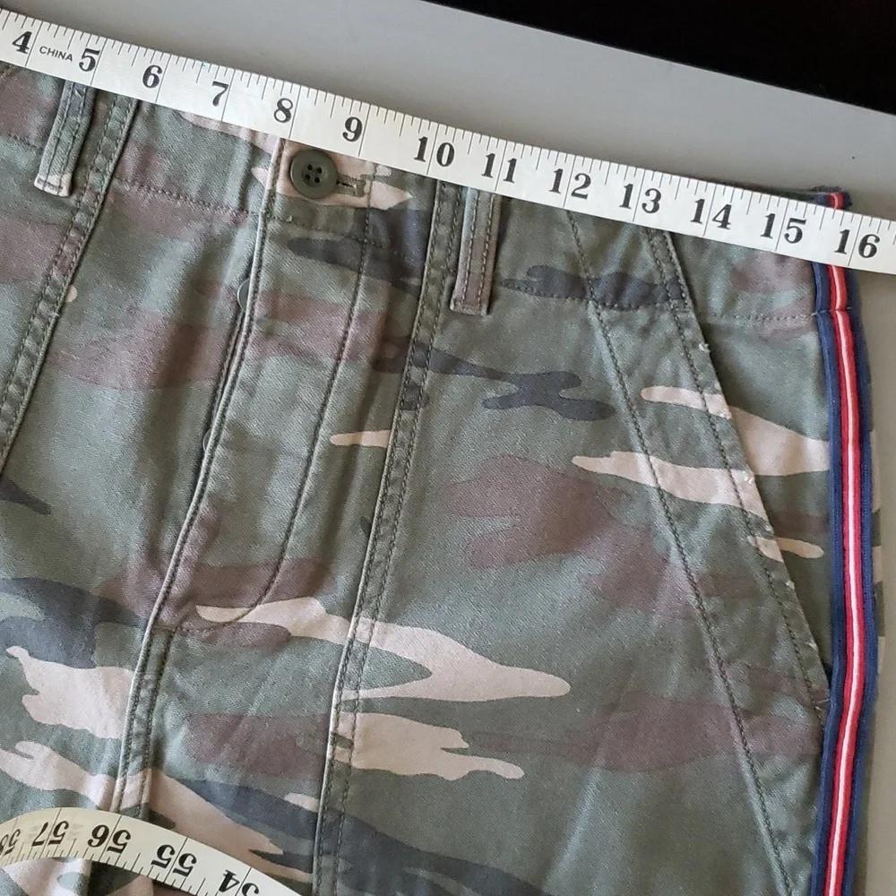 GAP button fly super high waisted camo utility shorts - Picture 5 of 10